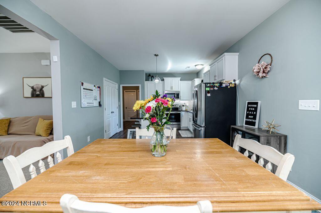 70 Slate Drive Spring Lake, NC 28390 - Photo 13 of 59 70 dining4