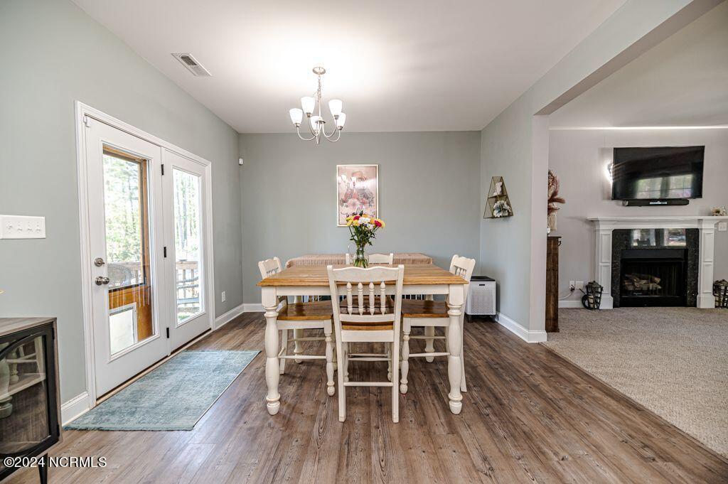 70 Slate Drive Spring Lake, NC 28390 - Photo 14 of 59 70 dining3