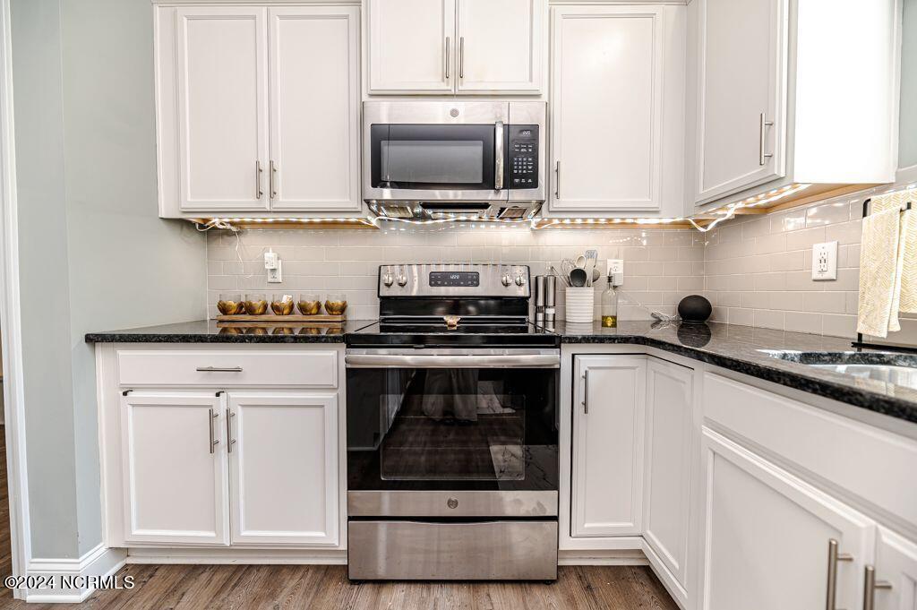 70 Slate Drive Spring Lake, NC 28390 - Photo 22 of 59 70 kitch2