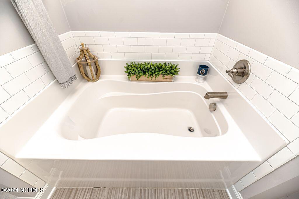 70 Slate Drive Spring Lake, NC 28390 - Photo 38 of 59 70 masbath2