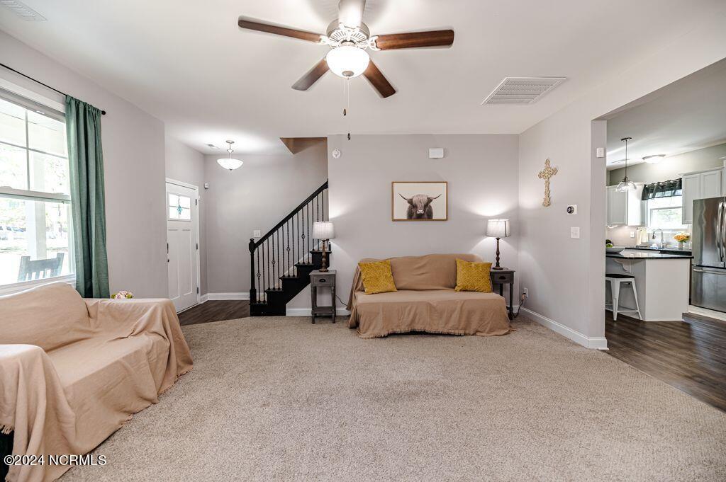 70 Slate Drive Spring Lake, NC 28390 - Photo 9 of 59 70 living2