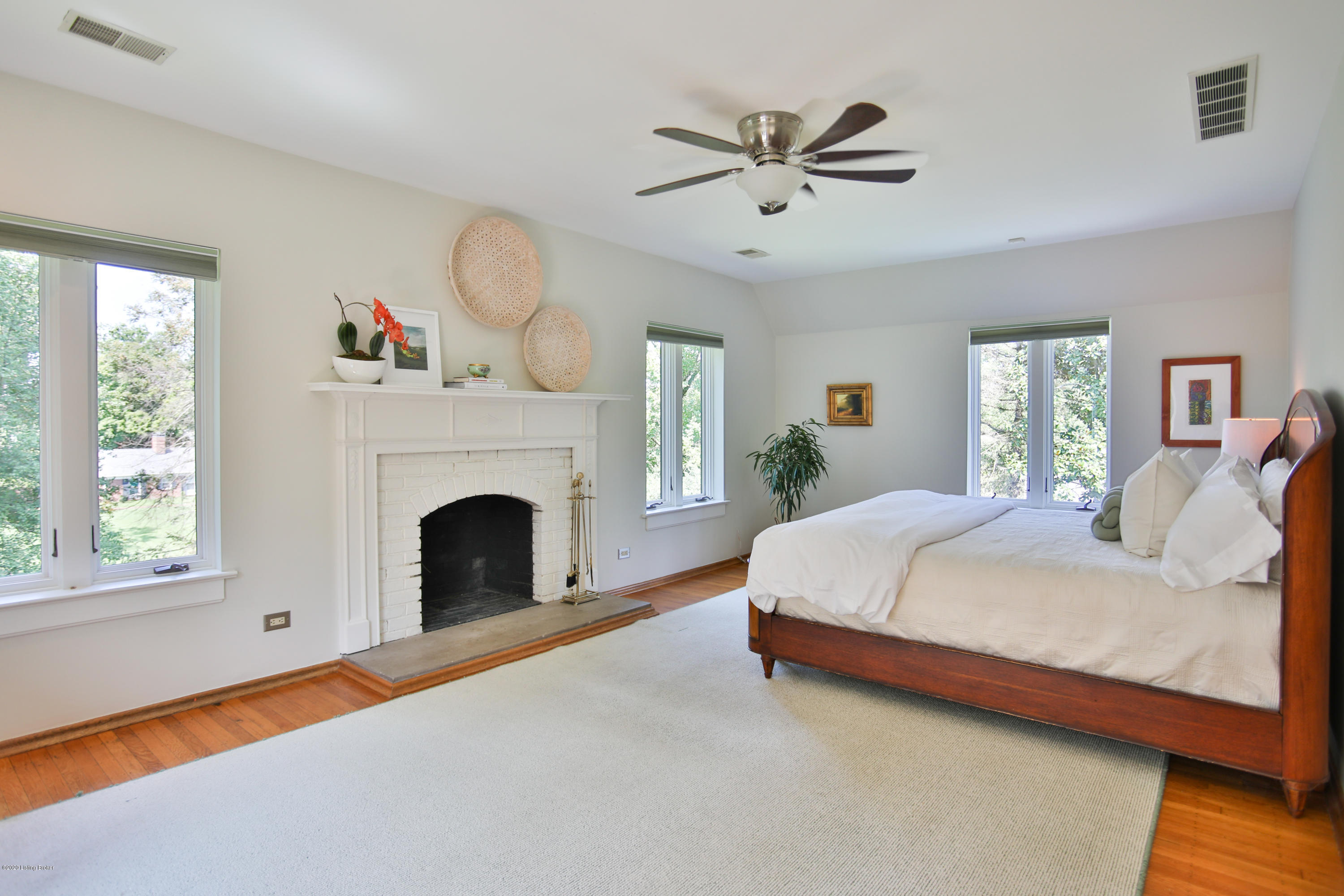 112 Tribal Road Louisville, KY 40207 - Photo 18 of 33 Primary suite