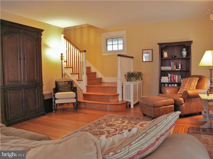 1609 Greenway Road Havertown, PA 19083 - Photo 5 of 24