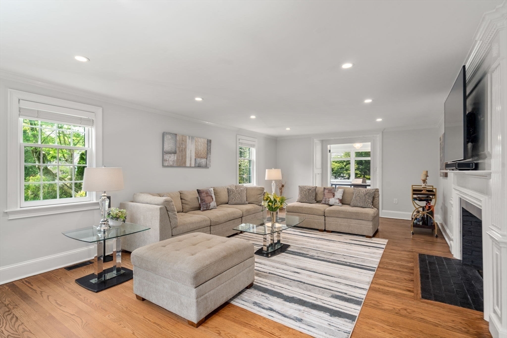 100 Village Hill Road Belmont, MA 02478 - Photo 6 of 38