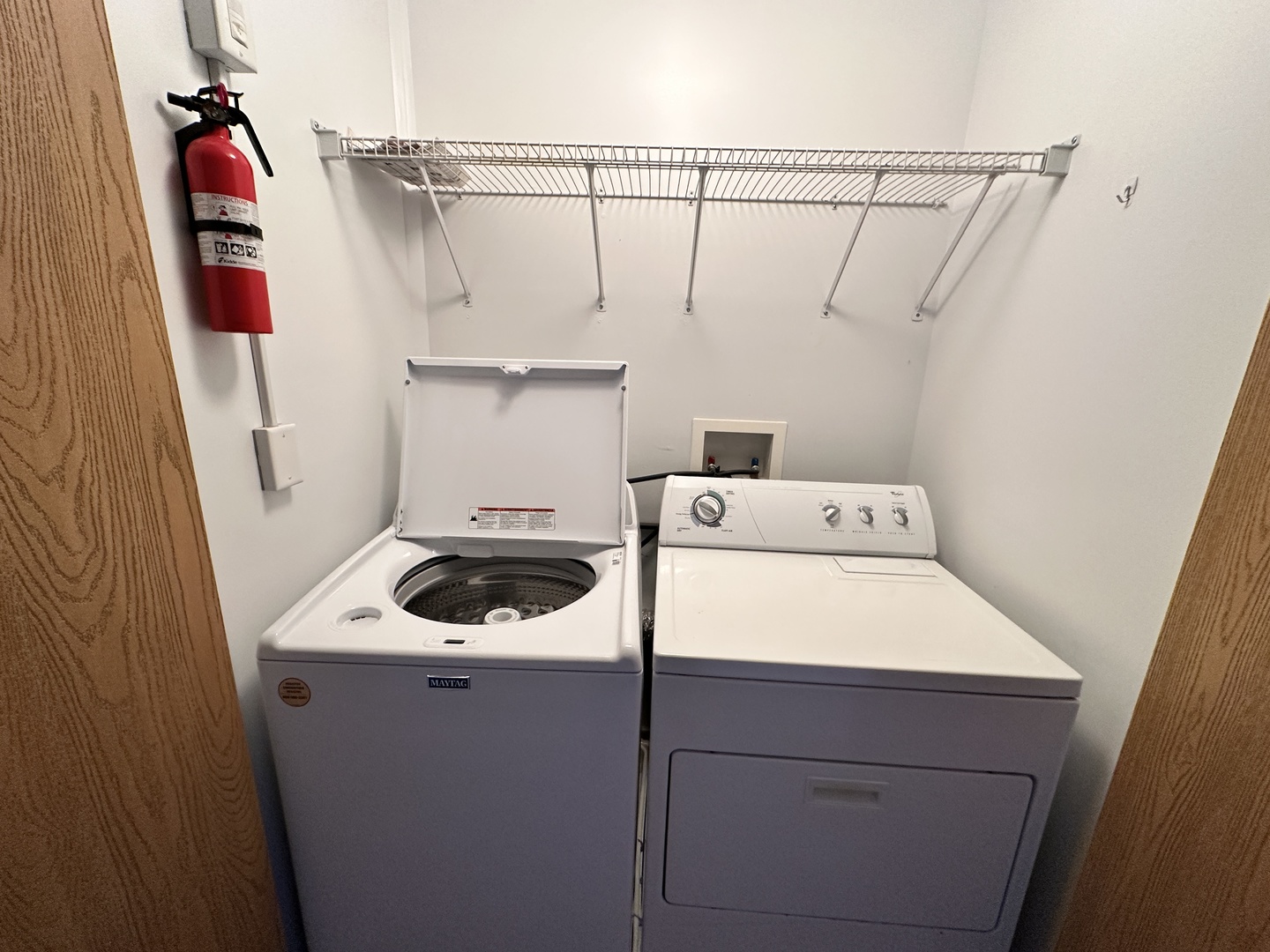 896 Emerald Drive Pingree Grove, IL 60140 - Photo 18 of 19 a utility room with dryer and washer