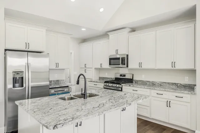 $779,000 | 260 Billy Beason Lane, Livingston, TN 38570