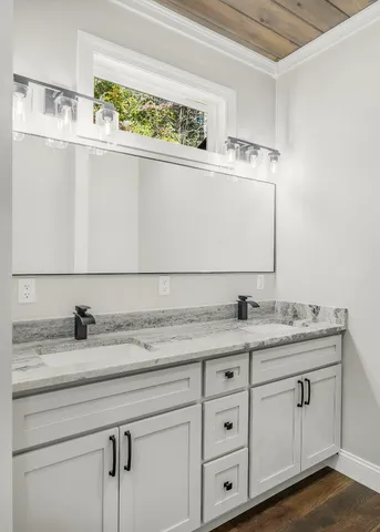 $779,000 | 260 Billy Beason Lane, Livingston, TN 38570