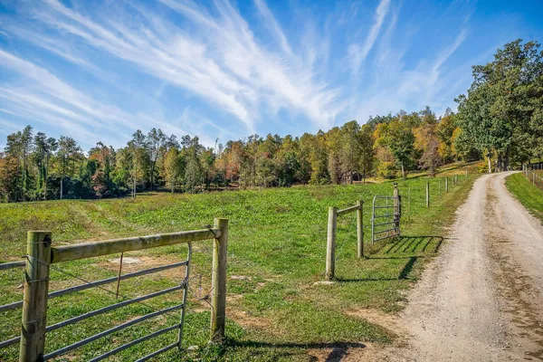 $699,000 | 260 Billy Beason Lane, Livingston, TN 38570