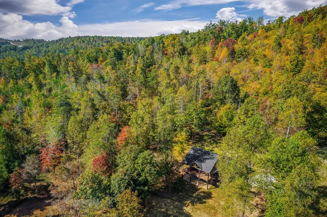 $779,000 | 260 Billy Beason Lane, Livingston, TN 38570