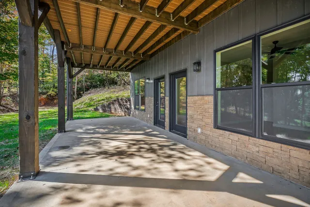 $779,000 | 260 Billy Beason Lane, Livingston, TN 38570