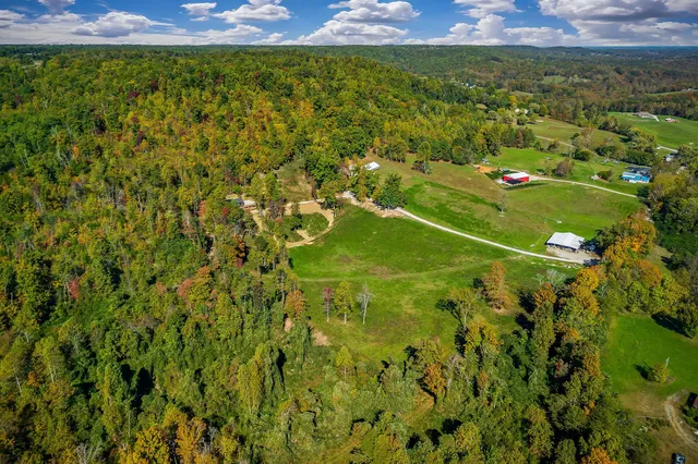 $779,000 | 260 Billy Beason Lane, Livingston, TN 38570