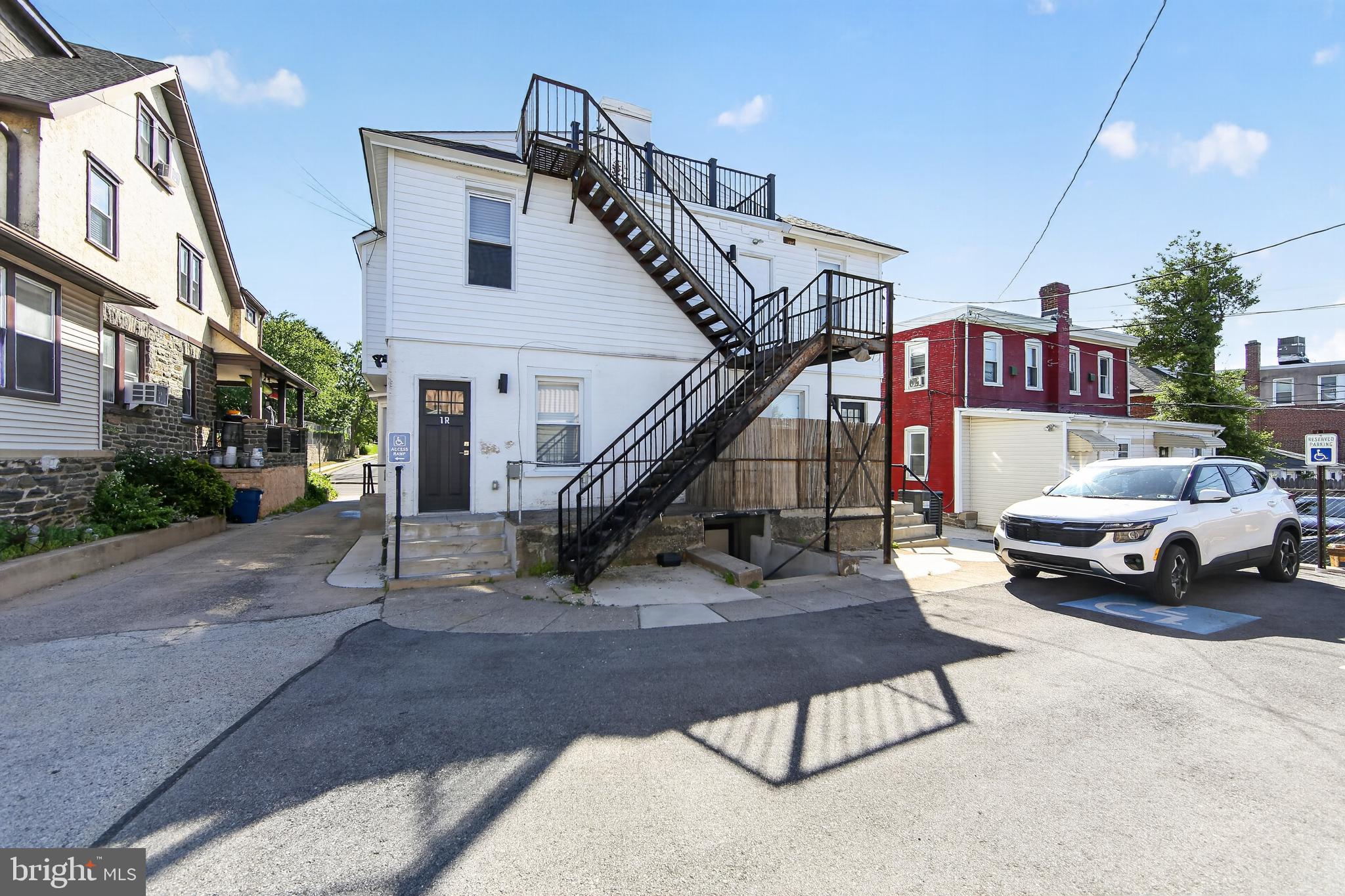 324-326 Darby Road, Unit 1R Havertown, PA 19083 - Photo 16 of 18