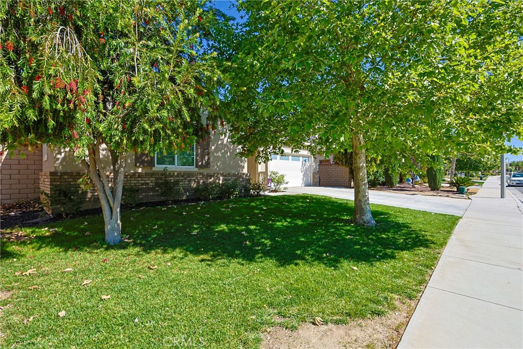 25362 Lone Acres Road Menifee, CA 92584 - Photo 3 of 73