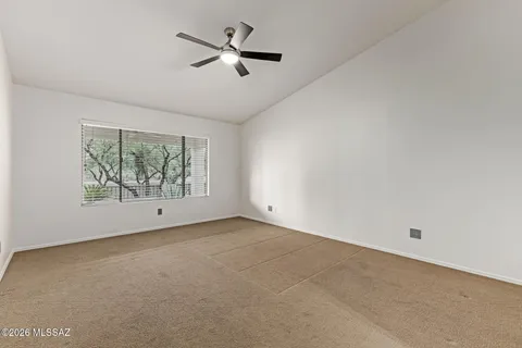 $450,000 | 2703 East Glen Canyon Road, Green Valley, AZ 85614