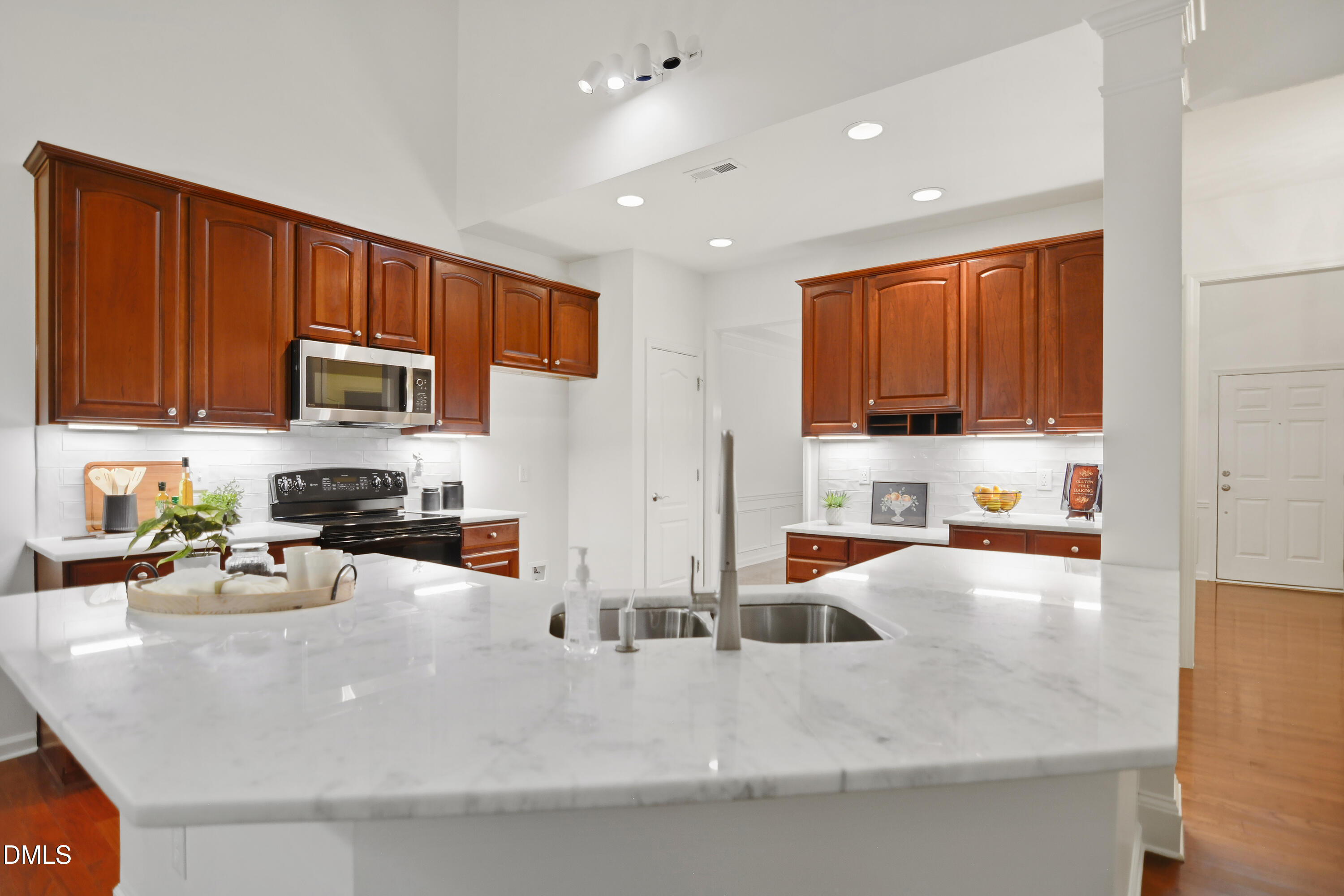 4630 Manassa Pope Lane Raleigh, NC 27612 - Photo 12 of 34 010