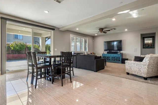 $859,900 | 954 Orange Blossom Avenue, Manteca, CA 95337