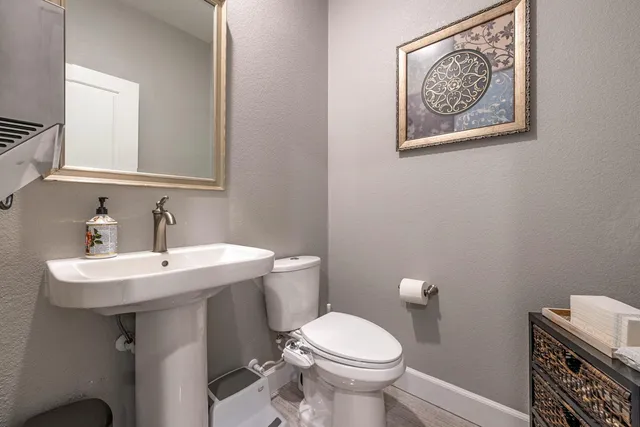 $859,900 | 954 Orange Blossom Avenue, Manteca, CA 95337