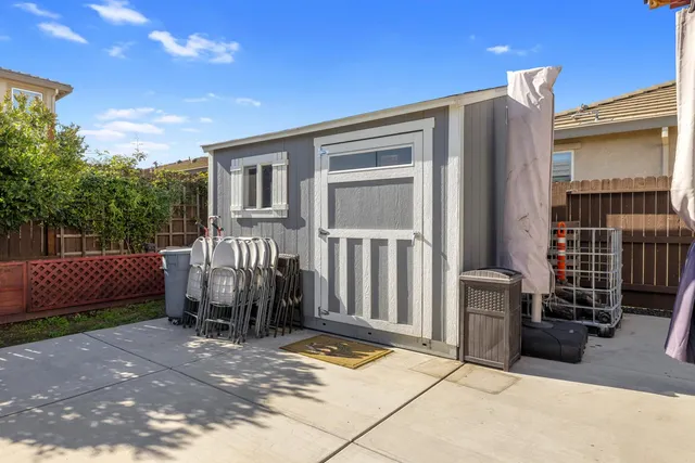 $859,900 | 954 Orange Blossom Avenue, Manteca, CA 95337