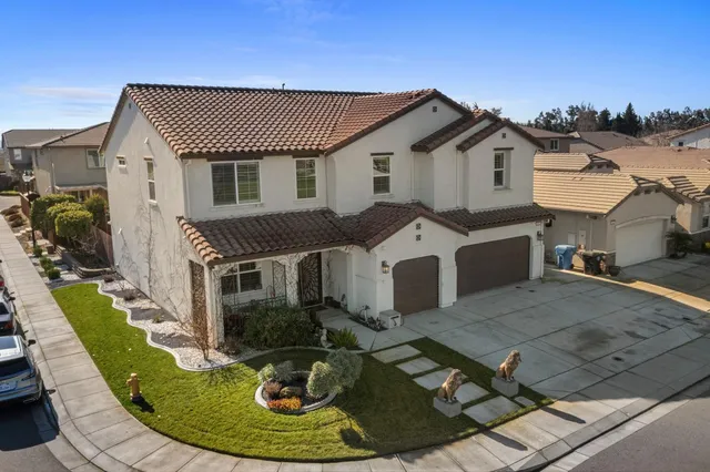 $859,900 | 954 Orange Blossom Avenue, Manteca, CA 95337