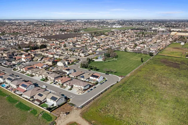 $859,900 | 954 Orange Blossom Avenue, Manteca, CA 95337