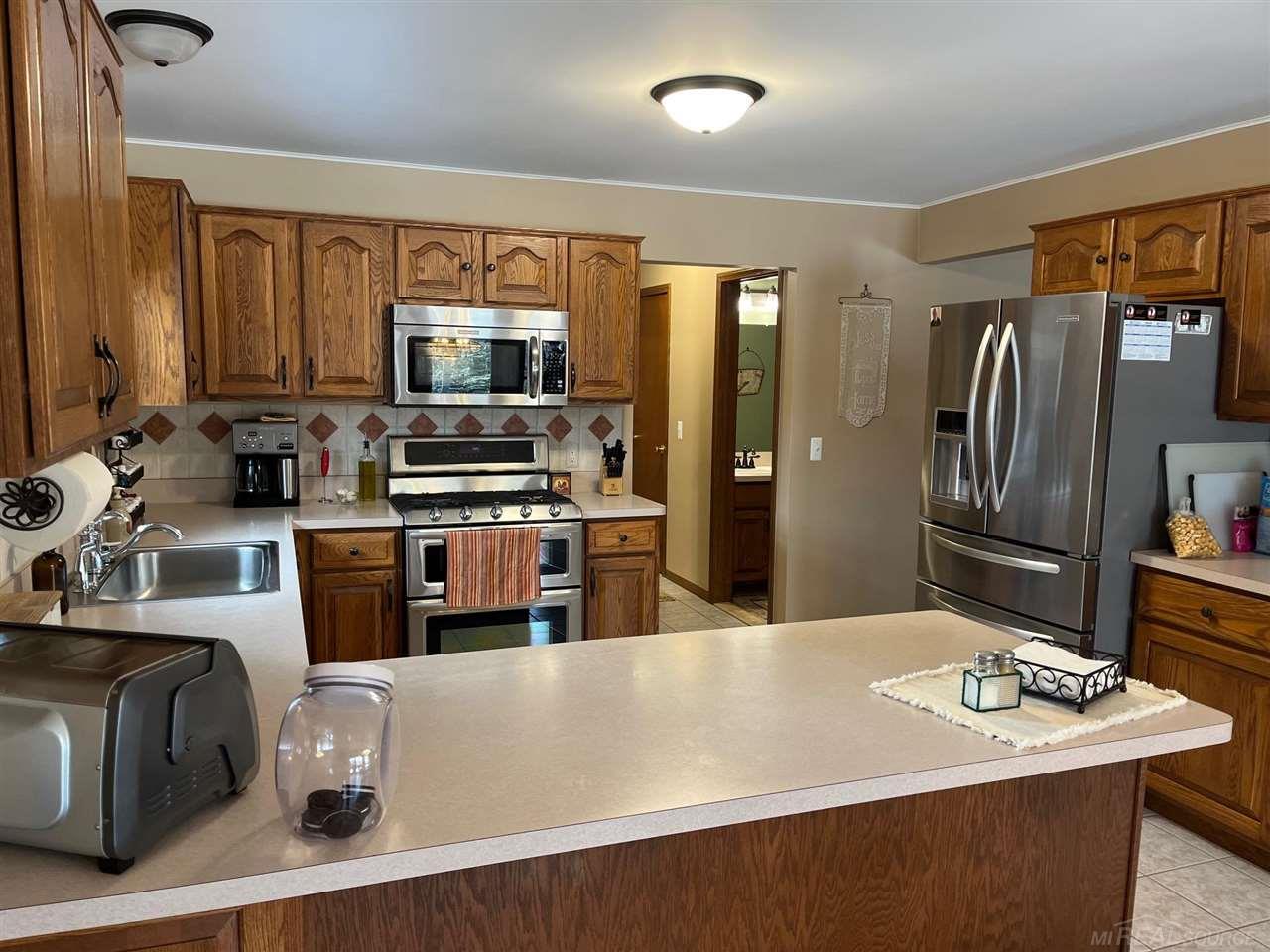 52154 Boland Road Chesterfield, MI 48047 - Photo 11 of 33