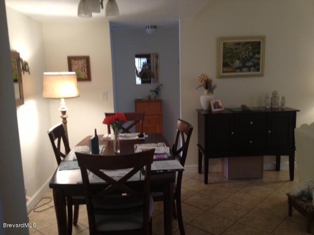 2696 Golf Lake Circle, Unit 313 Melbourne, FL 32935 - Photo 3 of 12 DINING AREA
