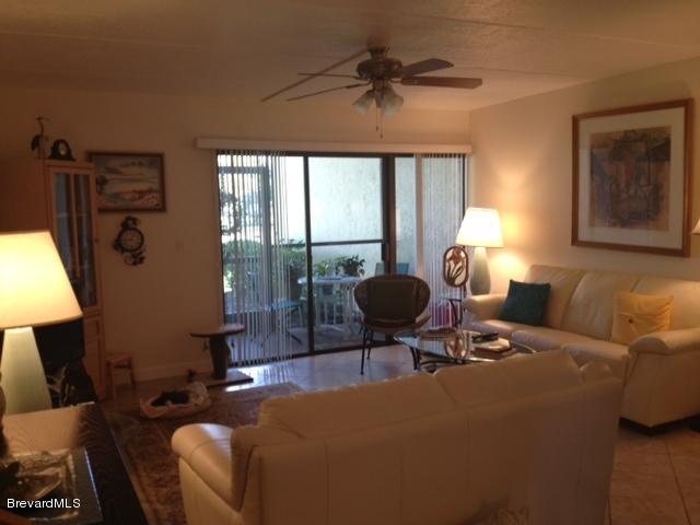 2696 Golf Lake Circle, Unit 313 Melbourne, FL 32935 - Photo 4 of 12 LIVING / DINING COMBO