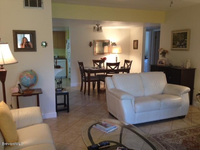 2696 Golf Lake Circle, Unit 313 Melbourne, FL 32935 - Photo 5 of 12 SPACIOUS AND OPEN