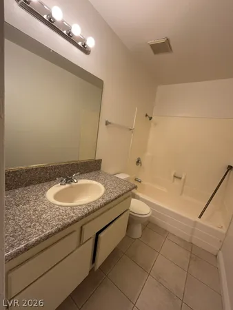 $1,200 | 2658 Kline Circle, Unit 3, Las Vegas, NV 89121