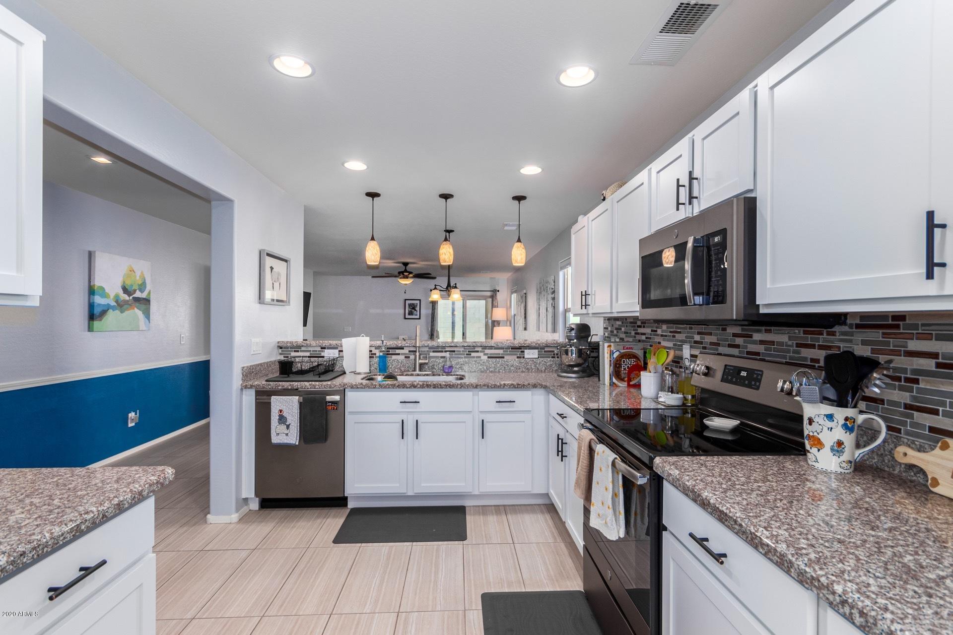 1884 West Expressman Street Apache Junction, AZ 85120 - Photo 8 of 22 0007-Expressman 7