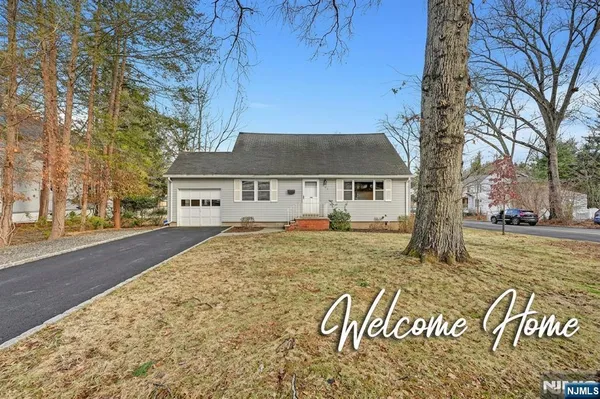 $4,500 | 153 Columbus Avenue, Closter, NJ 07624