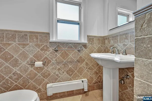 $4,500 | 153 Columbus Avenue, Closter, NJ 07624