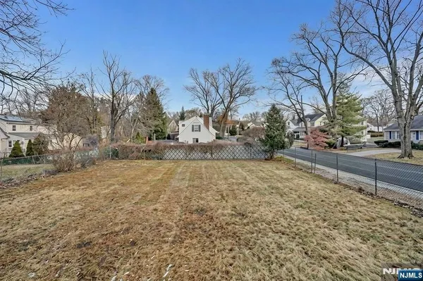 $4,500 | 153 Columbus Avenue, Closter, NJ 07624
