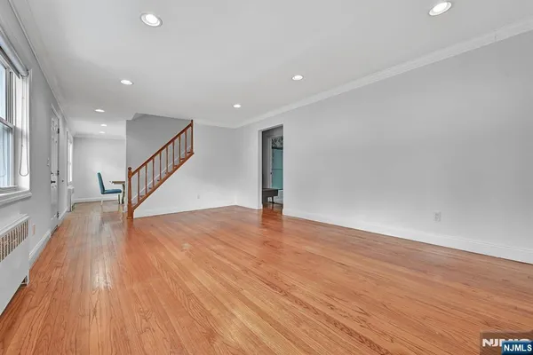 $4,500 | 153 Columbus Avenue, Closter, NJ 07624