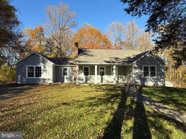 $3,200 | 130 Cox Road, Huntingtown, MD 20639