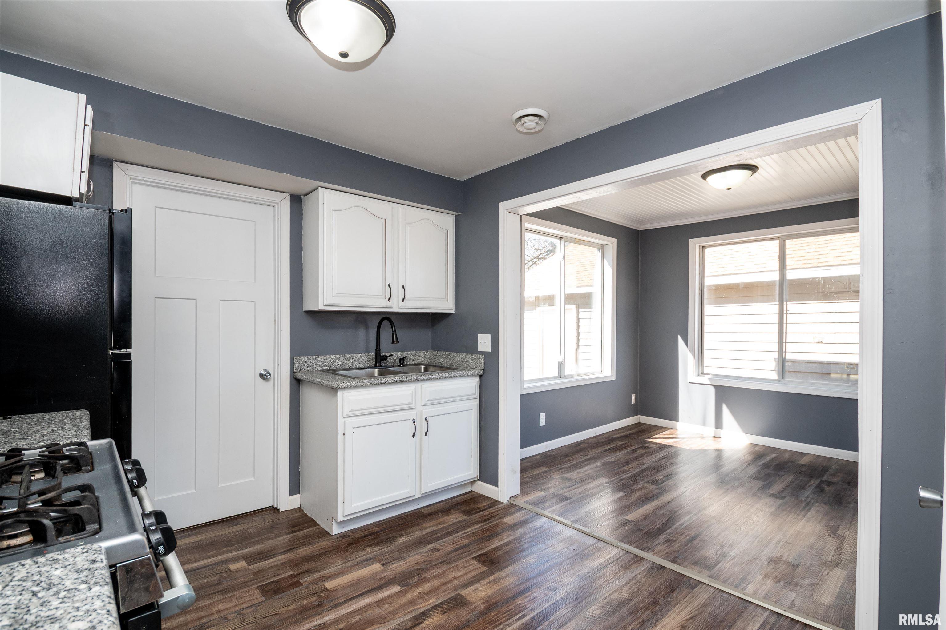 3500 Bloomington Road East Peoria, IL 61611 - Photo 17 of 33