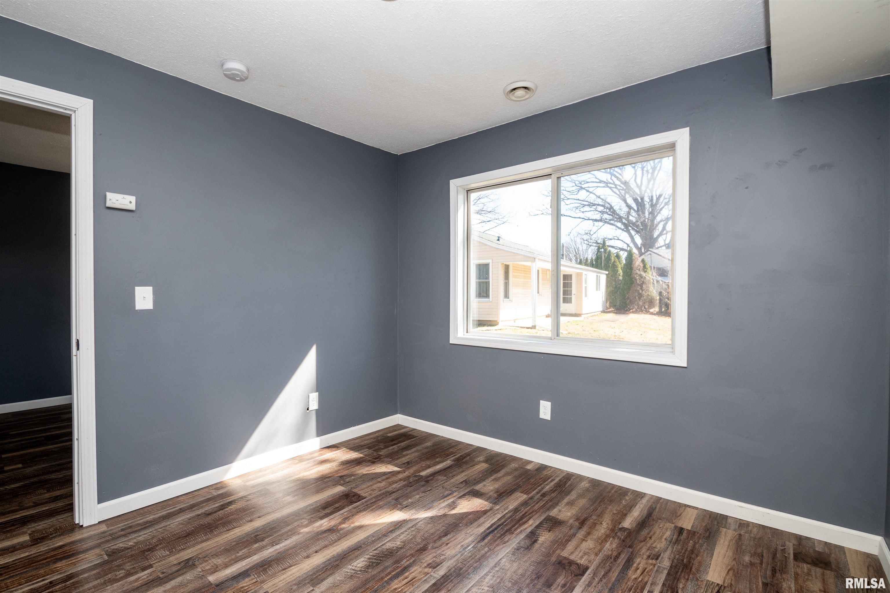 3500 Bloomington Road East Peoria, IL 61611 - Photo 25 of 33