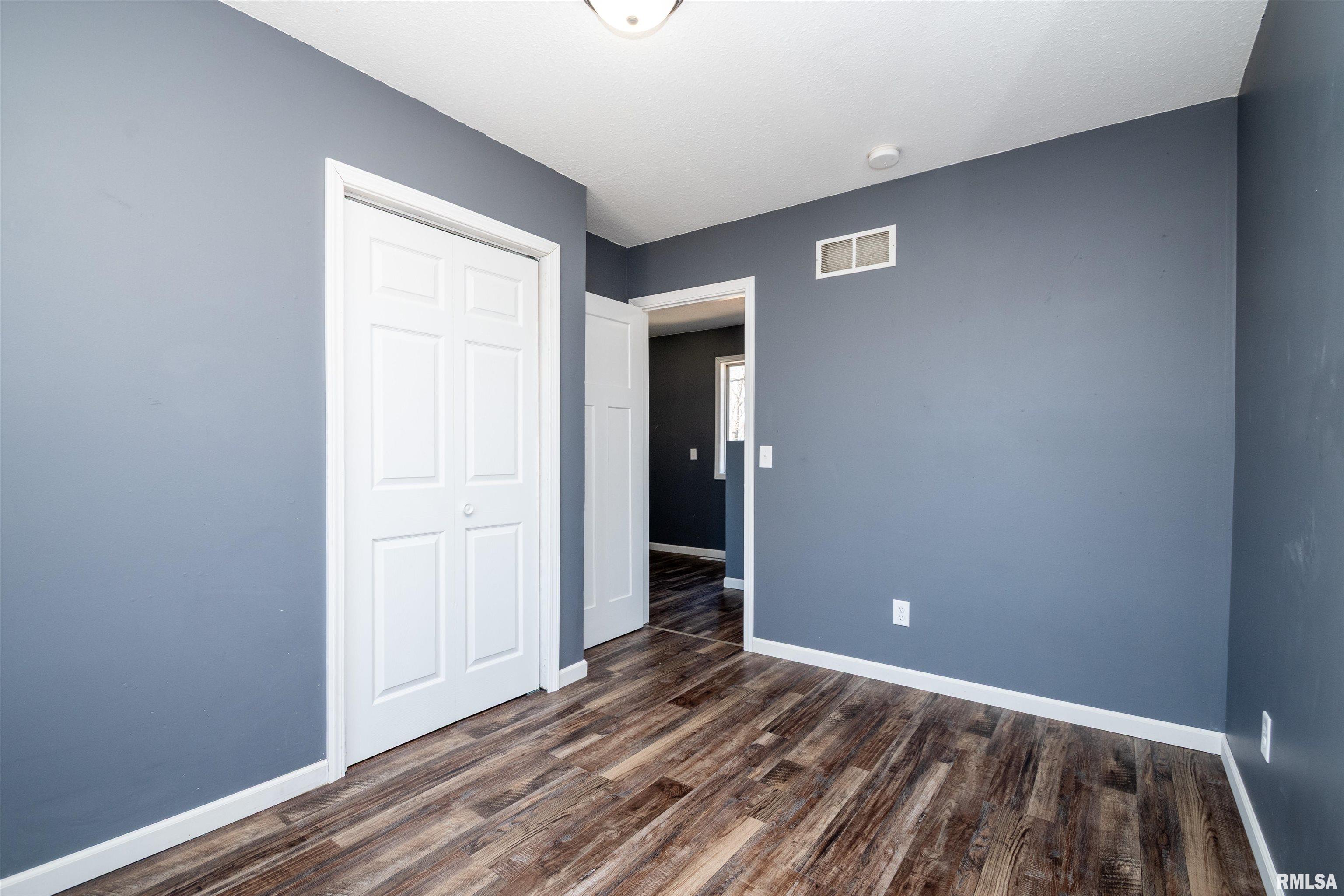 3500 Bloomington Road East Peoria, IL 61611 - Photo 31 of 33