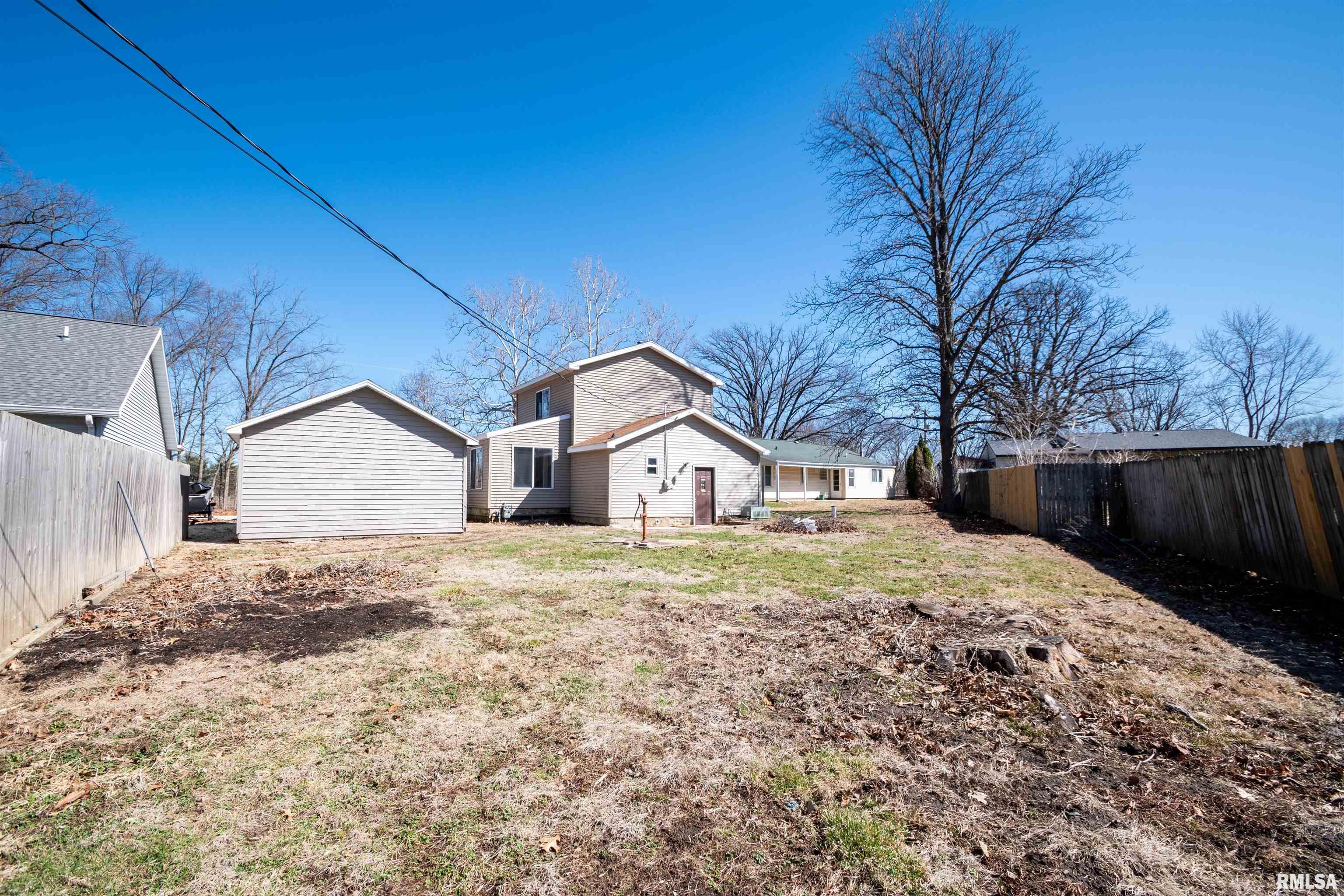 3500 Bloomington Road East Peoria, IL 61611 - Photo 4 of 33