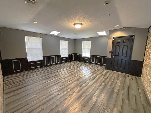 $375,000 | 3042 Kiest Ridge Drive, Dallas, TX 75233