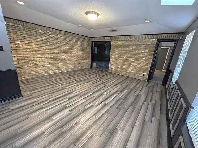 $375,000 | 3042 Kiest Ridge Drive, Dallas, TX 75233