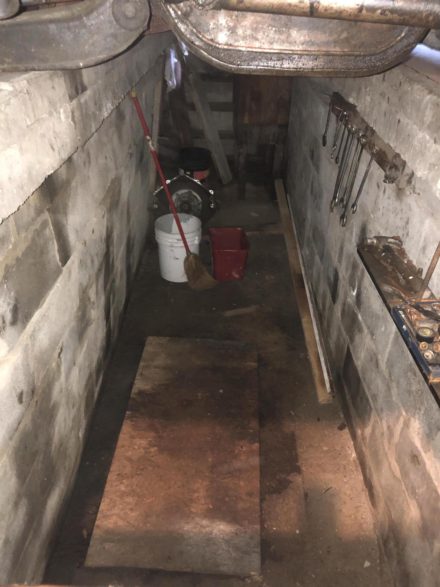 684 Madawaska Road Caribou, ME 04736 - Photo 25 of 30 pit in garage
