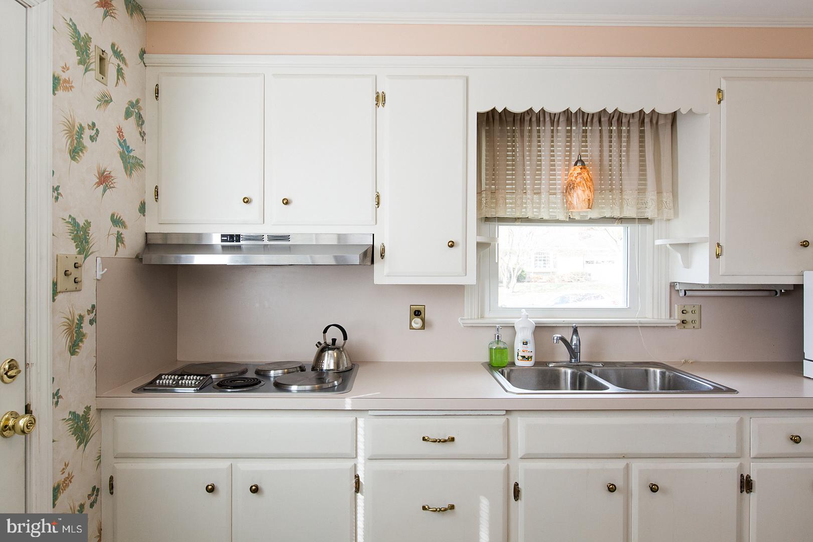 539 Lexington Road Lancaster, PA 17603 - Photo 14 of 48 Gallery Image 14