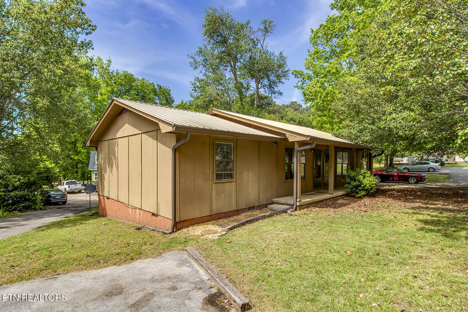 3701 Stephens Road Northeast Cleveland, TN 37312 - Photo 1 of 43 02_StephensRoadNE_3701_L_FrontLeft