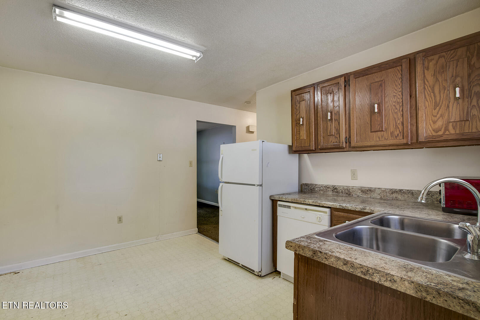 3701 Stephens Road Northeast Cleveland, TN 37312 - Photo 35 of 43 12_StephensRoadNE_3701_L_Eat-InKitchen04