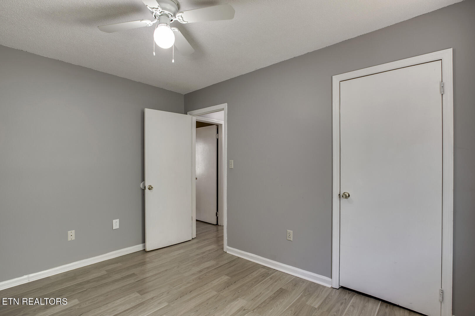 3701 Stephens Road Northeast Cleveland, TN 37312 - Photo 5 of 43 38_StephensRoadNE_3701_R_Bedroom2_02