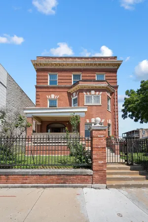 $1,350,000 | 4541 South Forrestville Avenue, Chicago, IL 60653