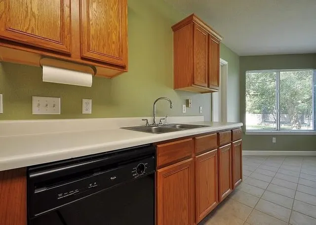 $3,000 | 6150 Jumano Lane, Austin, TX 78749