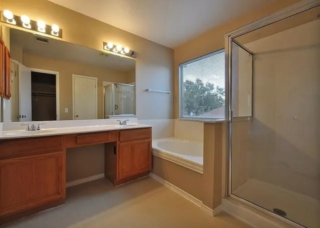 $3,000 | 6150 Jumano Lane, Austin, TX 78749