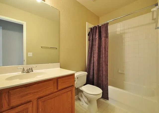 $3,000 | 6150 Jumano Lane, Austin, TX 78749